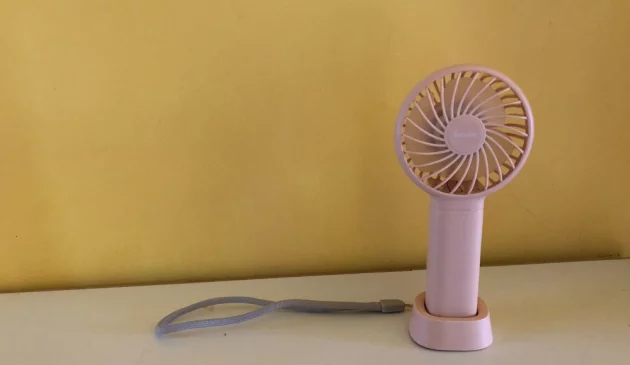 EasyAcc Mini Handheld Fan