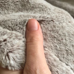 Dreamland Deluxe Alaskan Husky Faux Fur Throw