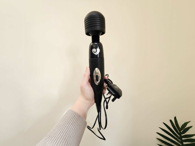 Loveline Double-Sided Vibrating Wand