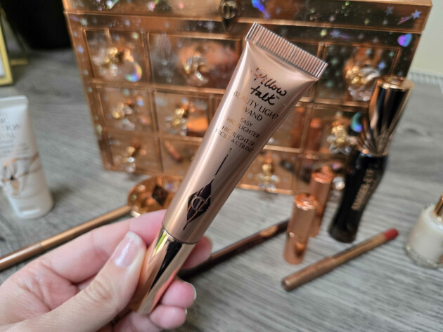 A product image of Pillow Talk Beauty Light Wand