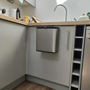 The EKO Puro S Food Waste Caddy (7L) in a kitchen