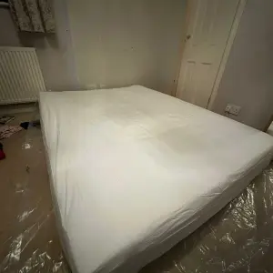The Emma Original Elite Mattress with a sheet on