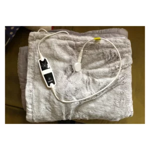 Dreamland Deluxe Alaskan Husky Faux Fur Throw