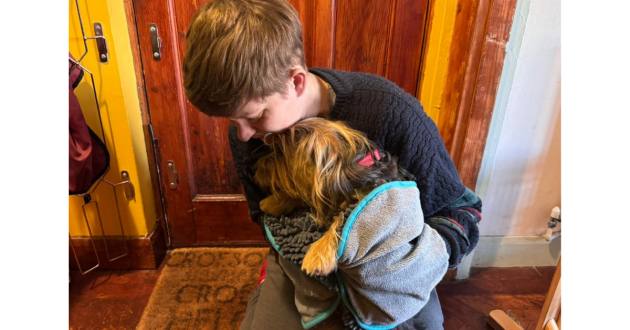 Mumsnet home editor Poppy O'Neill testing the Beldray XL Pet Drying Towel