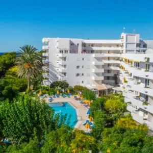 Hamilton Court Menorca