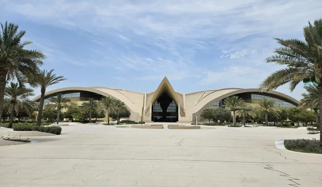 A front view of ERTH Abu Dhabi hotel in Abu Dhabi, United Arab Emirates