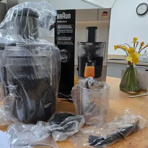 A view of the Braun MultiJuice 5 in its packaging