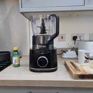 Testing image of the Ninja Detect 3-in-1 Power Blender and Processor Pro