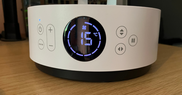 Mumsnet home editor Poppy O'Neill testing the Meaco Sefte Pro 10” Table Air Circulator