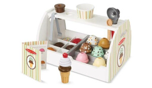 Melissa & Doug Wooden Ice Cream Set