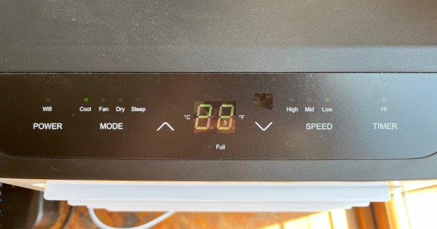 Mumsnet home editor Poppy O'Neill tests the Pro Breeze 12,000 BTU air conditioner
