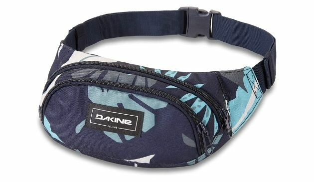 Dakine bum bag