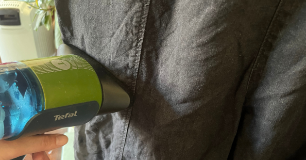 Mumsnet editor Poppy O'Neill testing the Tefal AeroSteam