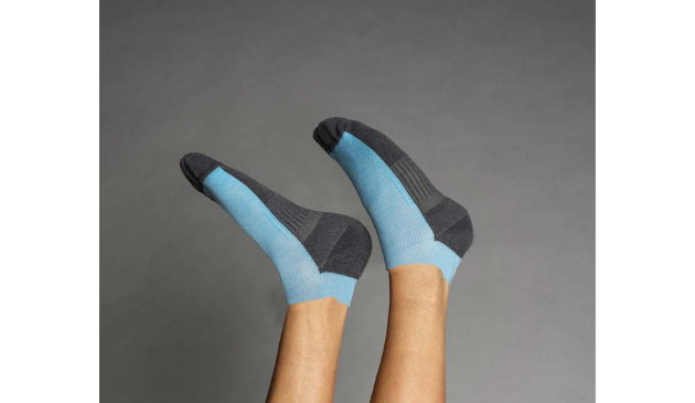Ashmei trainer socks