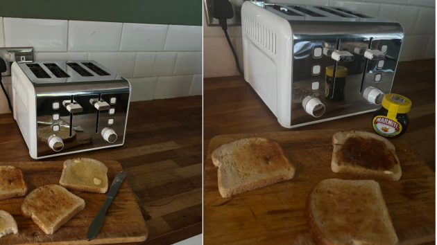 Making toast with the ProCook 4-slice toaster