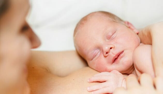 Baby sleep breastfeeding