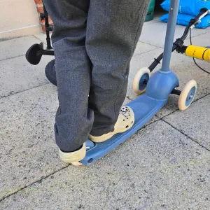 Banwood Eco Scooter anti-slip deck and rear brake