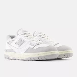 Unisex 550 shoes in white with raincloud and reflection