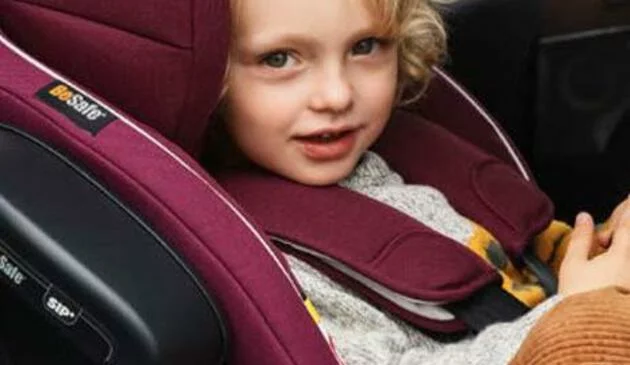 child in besafe car seat