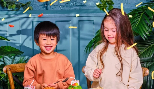 Kids' eat free at Bill's