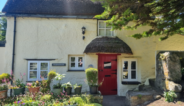 Bosinver grade II listed farm cottage