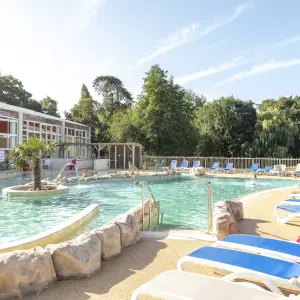 Château Lez Eaux Campsite pool
