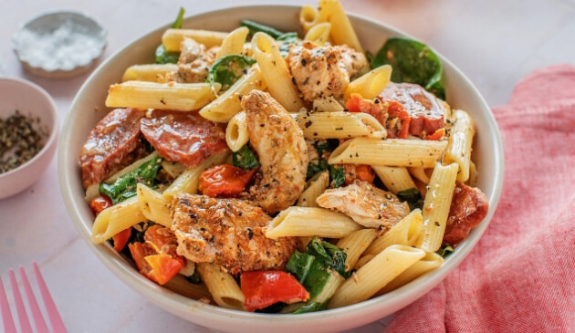 Creamy Chicken, Chorizo and Sundried Tomato Pasta