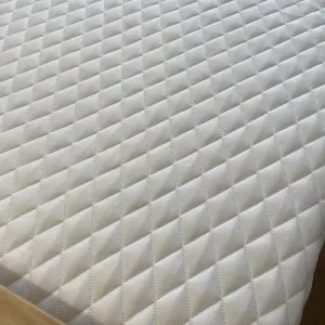 Close up of simba hybrid pro mattress
