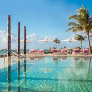 The pool at Club Med Cancun