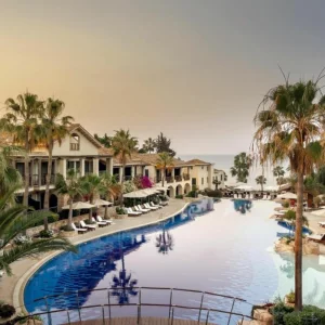 Columbia Beach Resort pool