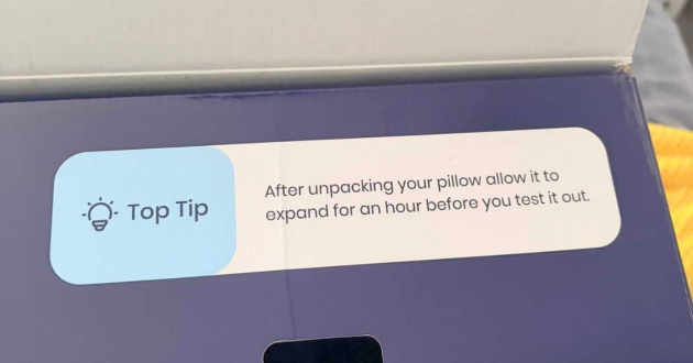 A close up of the box from the Coolflex Cool Gel Memory Foam Pillow