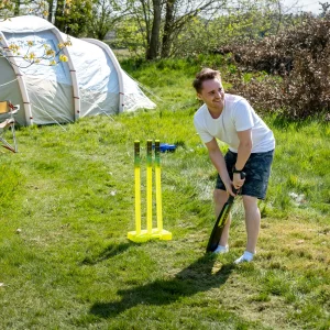 Cricket Set, £20