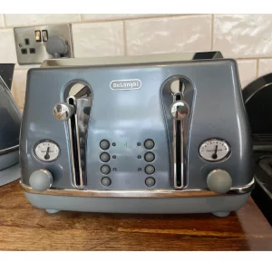 De’Longhi Icona Vintage Four-Slice Toaster