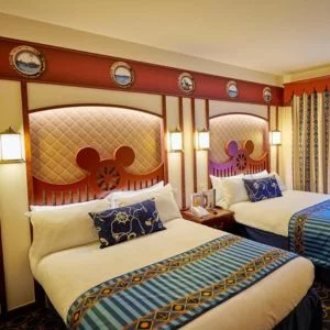 Disney Newport Bay Club room