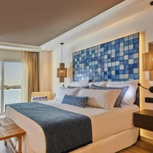 Room at the Dreams Jardin Tropical Resort & Spa in Tenerife