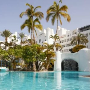 Pool at the Dreams Jardin Tropical Resort & Spa in Tenerife