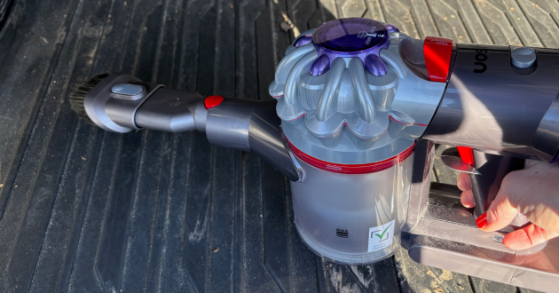 Dyson Car and Boat handheld vacuum cleaner set up