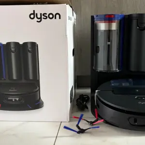 Dyson Spot Scrub AI robot vacuum cleaner box