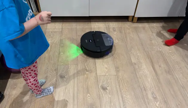 Dyson Spot + Scrub AI robot vacuum cleaner review
