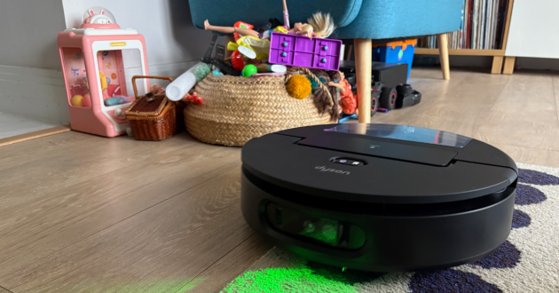 Dyson Spot Scrub AI robot vacuum cleaner object detection