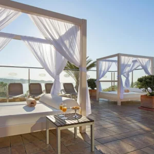 Elba Estepona Gran Hotel daybeds