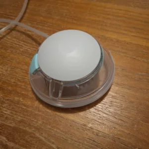 Elvie stride 2 review image close up of cap