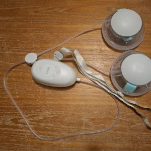 Elvie stride 2 review image close up of breast pump parts