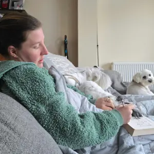 Mumsnet editor Rebecca testing the Emma Hug Weighted Blanket