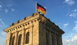 Find flights to Germany