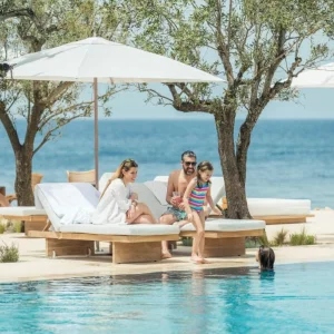 Four Seasons Astir Palace Hotel pool