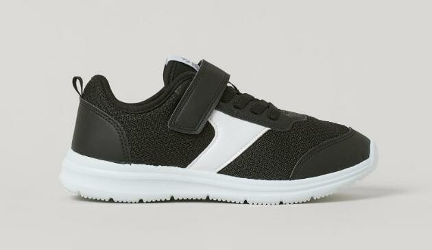 H&M black mesh trainers