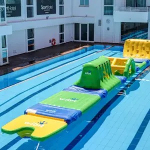 Hoposa Villaconcha outdoor pool with inflatable