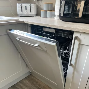 Hotpoint Hydroforce H8I HP42 L UK Built-In Dishwasher