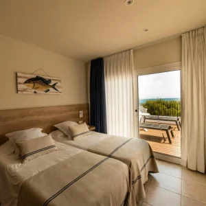 Hotel Tamariu room